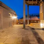Great 2 Bedroom Near Arctic Cathedral