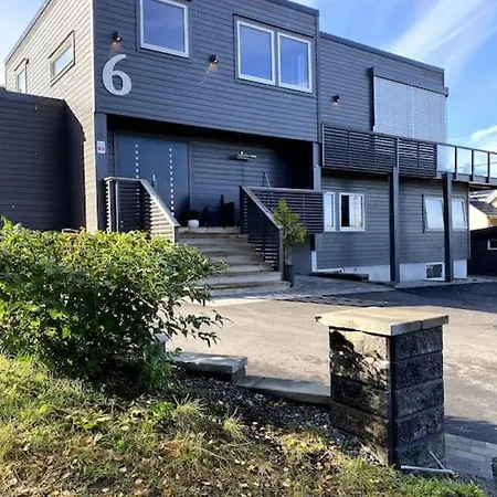 아파트 Great 2 Bedroom Near Arctic Cathedral 트롬쇠