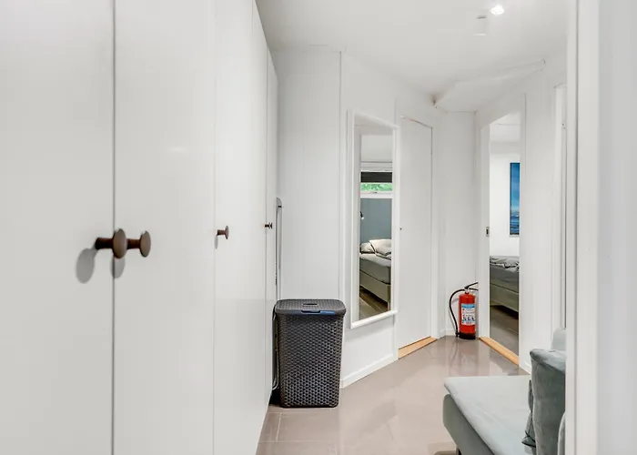 Great 2 Bedroom Near Arctic Cathedral